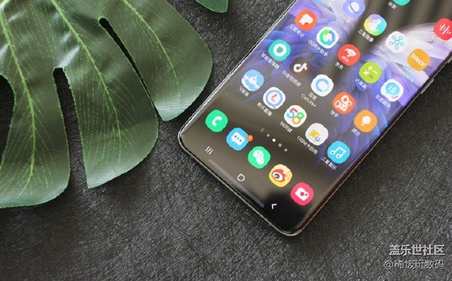 三星S20 Ultra意象白很漂亮，有多少人入手了