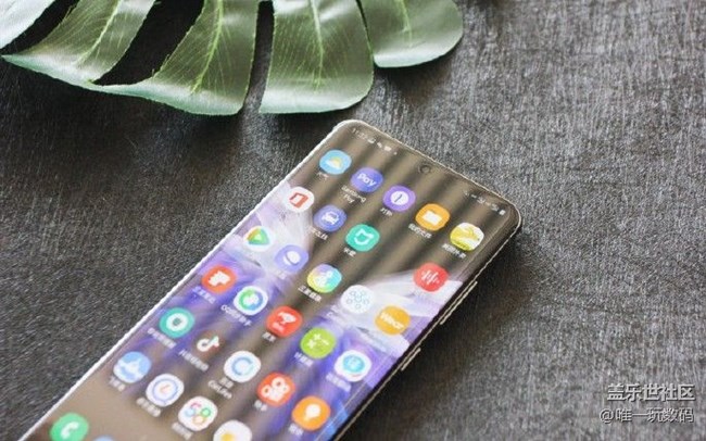 ​Galaxy S20 Ultra 5G意象白