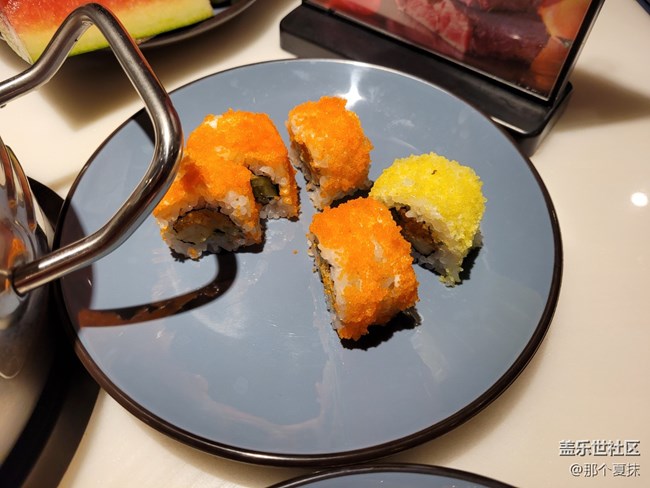 尽显奢华 心系天下 三星W21