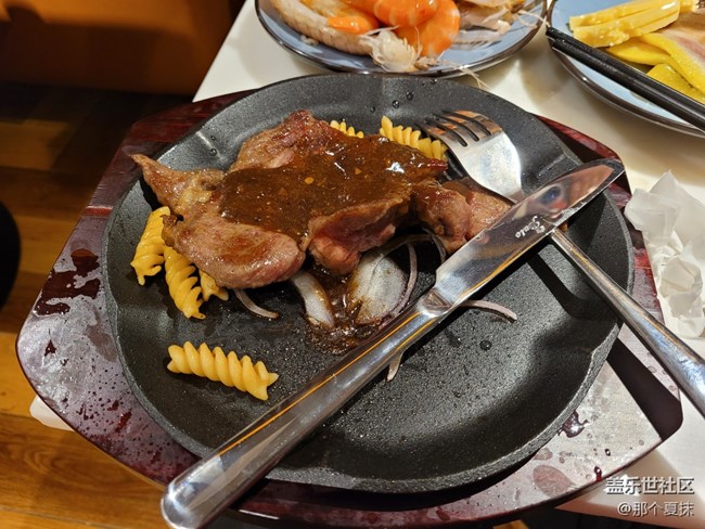 尽显奢华 心系天下 三星W21