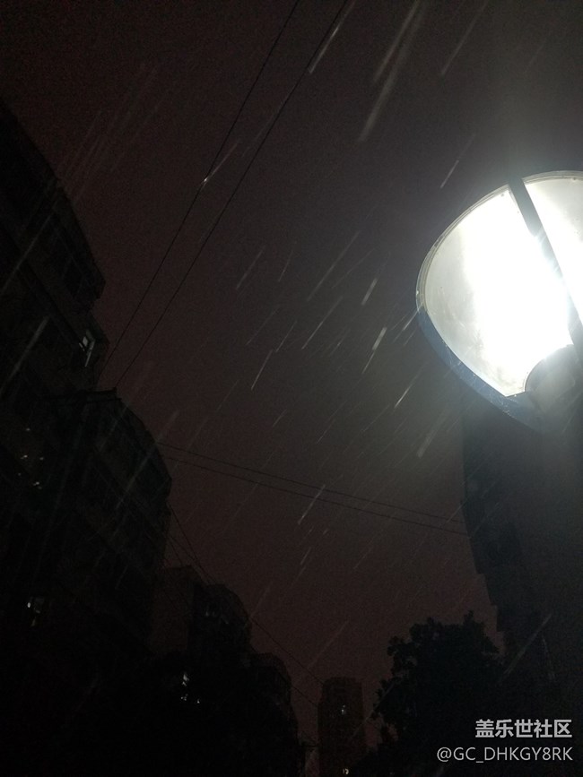 下雪了