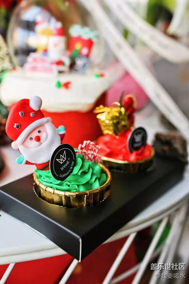 【圣诞狂欢】祝星粉圣诞开心健康快乐 呵呵圣诞老人来了
