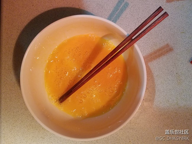 包饺子---韭菜鸡蛋粉丝馅饺子