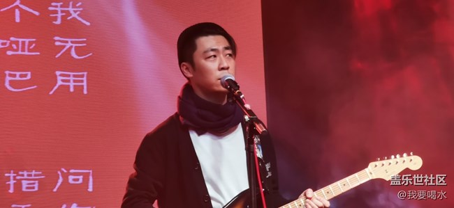 12.6 体验三星w21手机的精彩感受三星设计的用心做出瞩目贡献