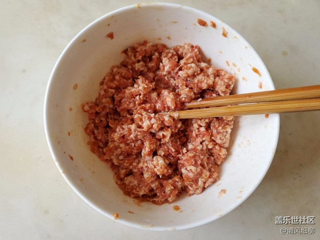 [面条江湖]+旋转起来的馄饨