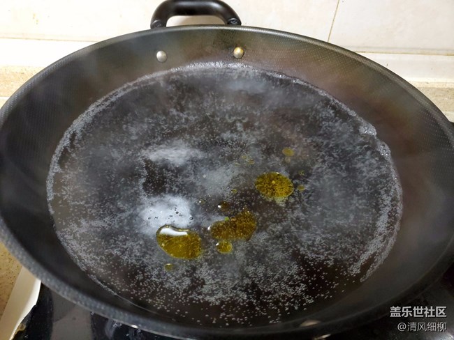 [面条江湖]+旋转起来的馄饨