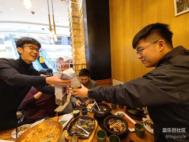 2020年的最后一次聚会，比以往来的更早一些