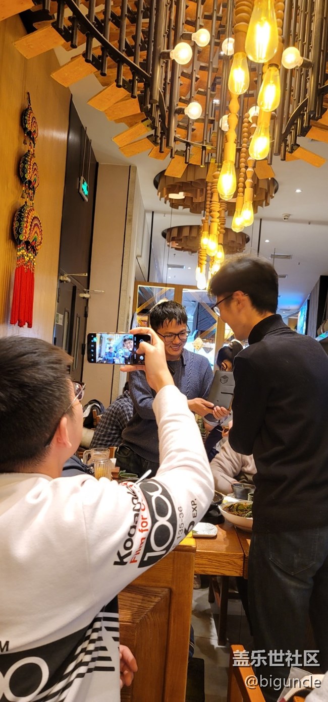 2020年的最后一次聚会，比以往来的更早一些