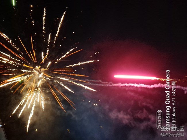 三星A71 5G拍摄能力很强，夜间拍的烟花清晰度很高