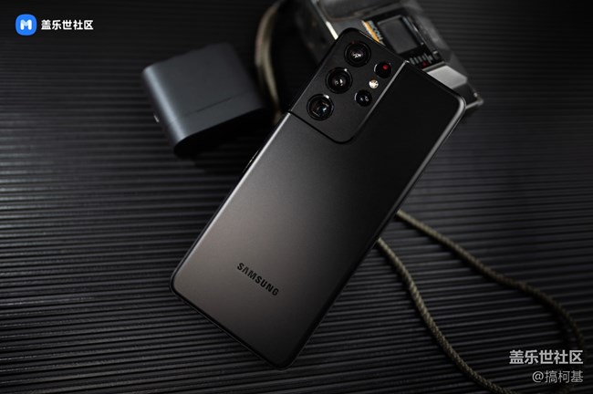 深邃黑色稳重的气息 Galaxy S21 Ultra 5G上手图赏