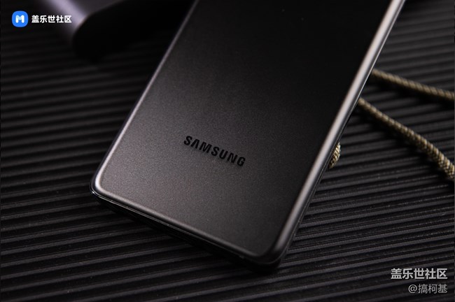 深邃黑色稳重的气息 Galaxy S21 Ultra 5G上手图赏