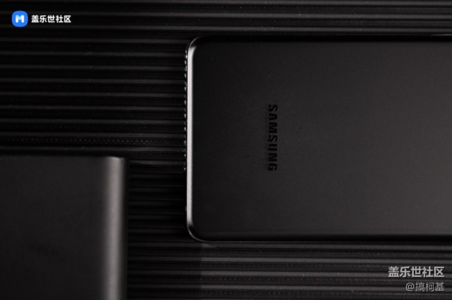 深邃黑色稳重的气息 Galaxy S21 Ultra 5G上手图赏