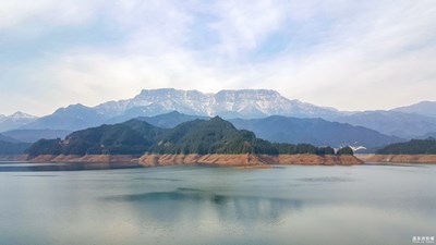 冬趣瓦屋山