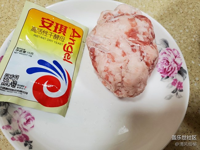 【美食推介】+猪肉小烤饼