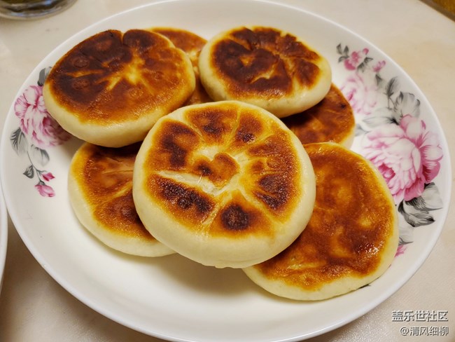 【美食推介】+猪肉小烤饼