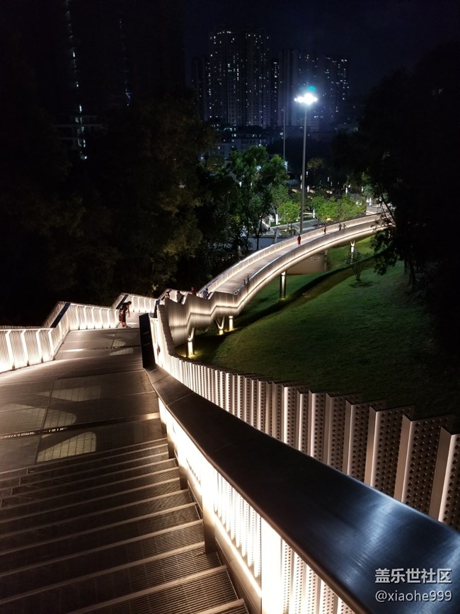 小8的 夜景怎么样？