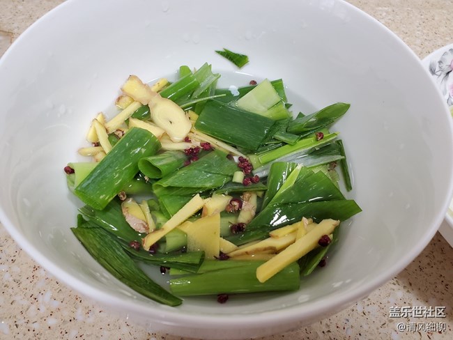 【初夏家常菜】+端午节必备的笋干四季豆包子提前献上