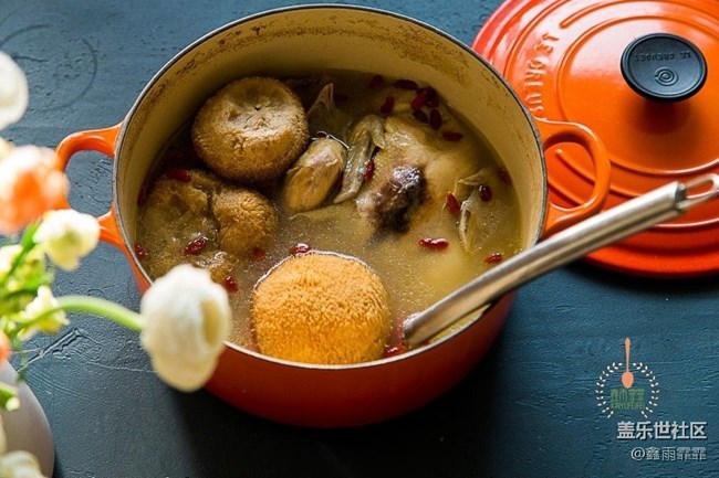 76岁妈妈每次炖鸡都会加它，不仅味道鲜美，而且滋润又爽滑