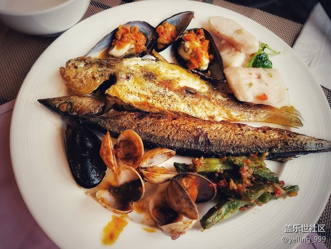外地尝不到美食大挑战＋泰国菜自助餐