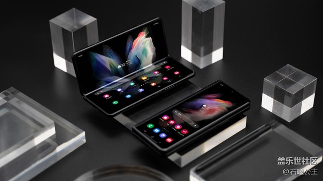 一款手机，多种形态 三星Galaxy Z Fold3 5G图赏