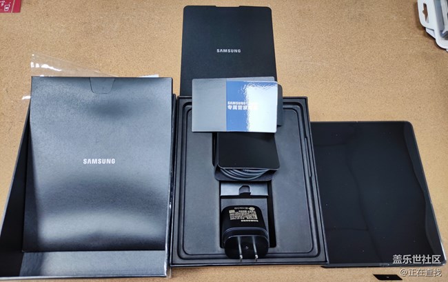 先行者三星 Galaxy Z Fold3 5G 新机上手两三天个人体验