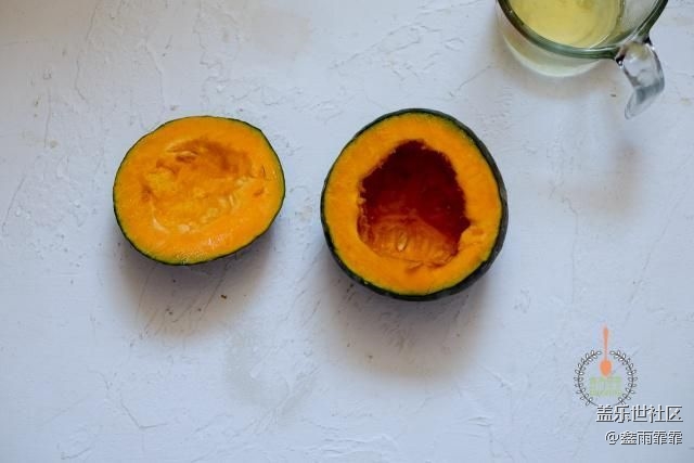 秋天就馋南瓜这种吃法，加牛奶蒸一蒸，出锅连渣都不剩！真香