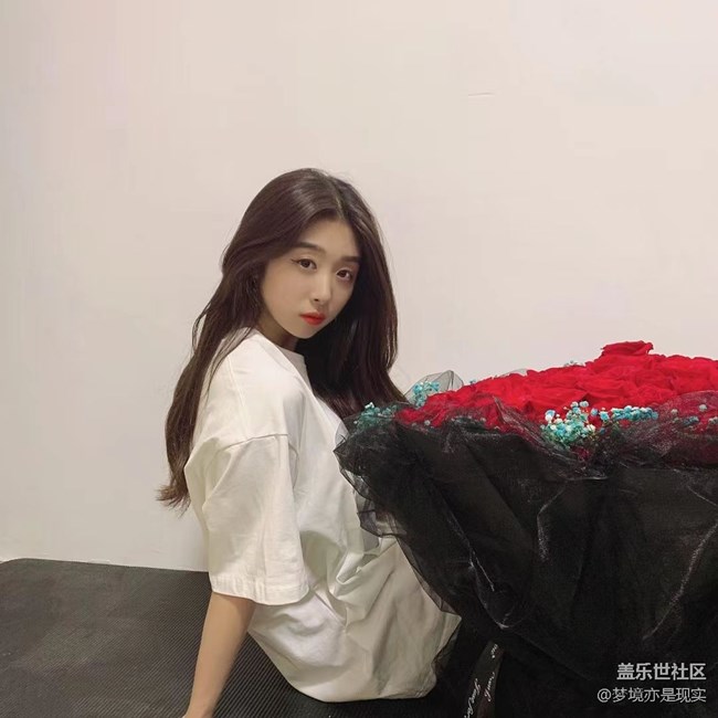 【心中的红色】+红色的花和美丽的她