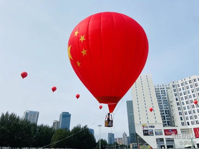 【心中的红色】红色热气球