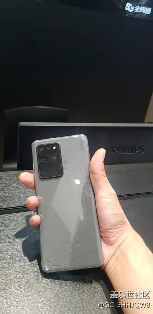 哎 我的原装手机套暴击了我的手机 求手机套达人进来 真心求