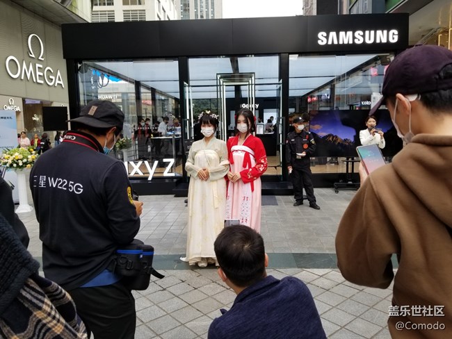 #三星快闪店打卡+心系天下W22&Galaxy Z系列的Fold和Flip#