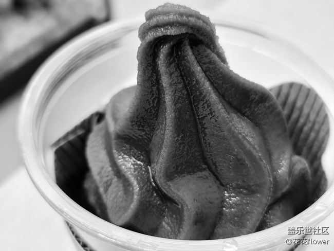 【简单的黑白灰】+冰淇淋