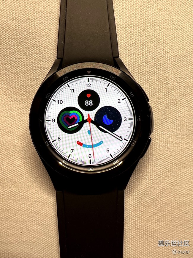 【Galaxy Watch4系列星粉体验团】+科技复古Watch4亮点在此！