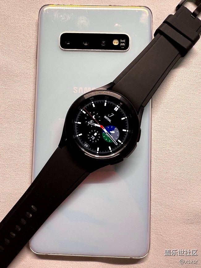 【Galaxy Watch4系列星粉体验团】+科技复古Watch4亮点在此！