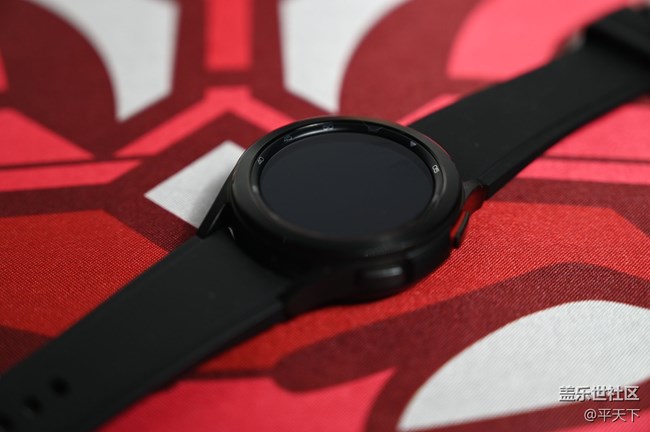 【Galaxy Watch4系列星粉体验团】+配置完备，设计俊俏