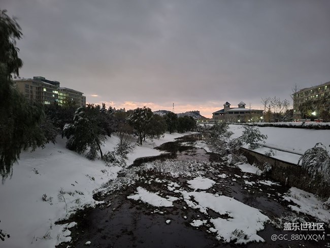 三星S21+拍照不错