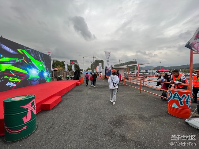 杭州星部落线线下活动卡丁车赛场聚会