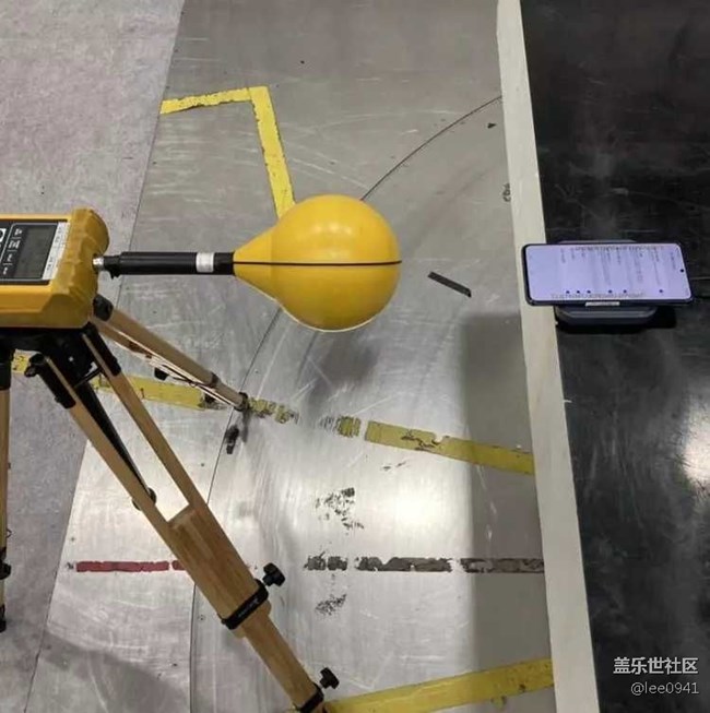 三星首款25W无线充电器:或与Galaxy S22系列一同发布 三星首款25W无线充电器:或与Galaxy S22系列一同发布
