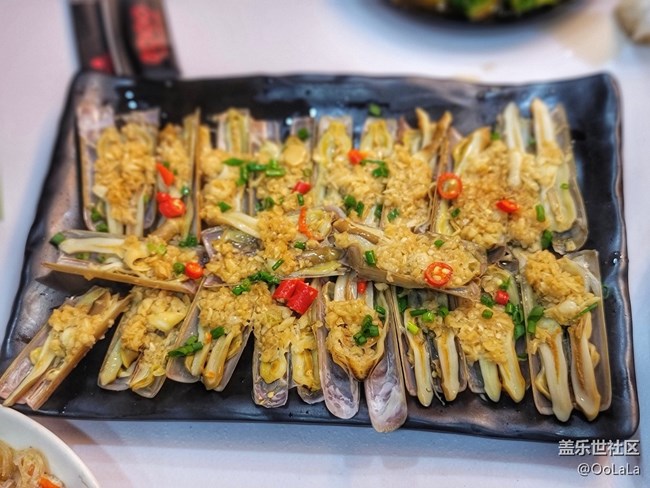 12月19日年终聚会活动，吃饱喝足来年再战！