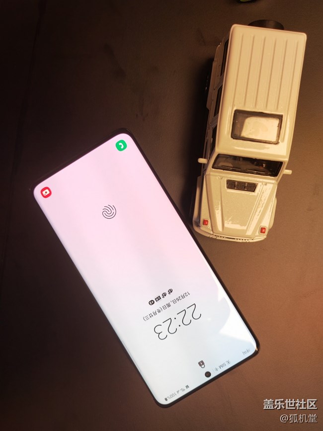 三星galaxy s21 ultra#的屏幕真不错，显示细腻，久看不累