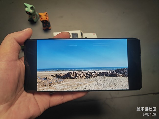 三星galaxy s21 ultra#的屏幕真不错，显示细腻，久看不累