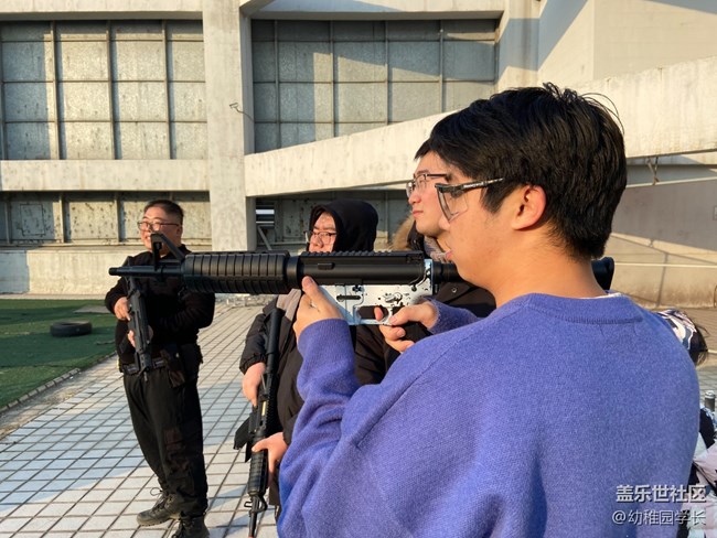 太久没见大家了 终于赶到时机见你们了