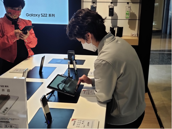 【S22快闪店打卡】佛山千灯湖环宇城三星S22快闪体验店打卡 【S22快闪店打卡】佛山千灯湖环宇城三星S22快闪体验店打卡