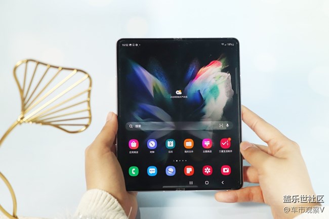 刚入手的手机，Galaxy Z Fold3商务范十足