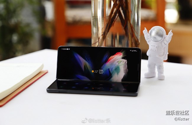 假期在家拍了几张三星Galaxy Z Fold3外观照片,来看看 假期在家拍了几张三星Galaxy Z Fold3外观照片,来看看