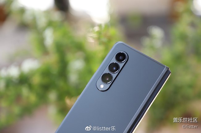 假期在家拍了几张三星Galaxy Z Fold3外观照片,来看看 假期在家拍了几张三星Galaxy Z Fold3外观照片,来看看