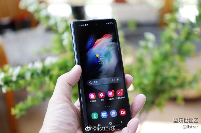 假期在家拍了几张三星Galaxy Z Fold3外观照片,来看看 假期在家拍了几张三星Galaxy Z Fold3外观照片,来看看