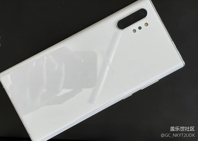 依然爱不释手  国行NOTE10+