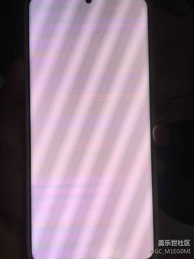 我的S20U刚过保修期就白屏 绿屏 横纹 已无法使用