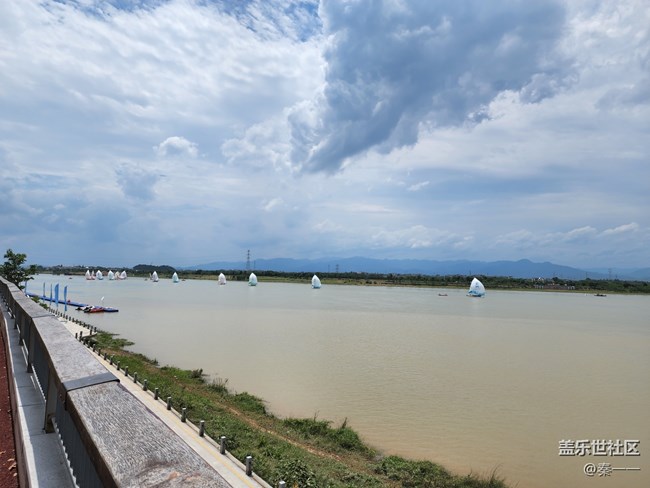 三星S22 Ultra主摄随手拍，成像表现很稳