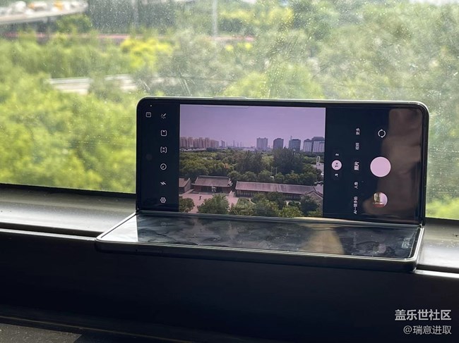 三星Galaxy Z Fold3给拍照更多可能